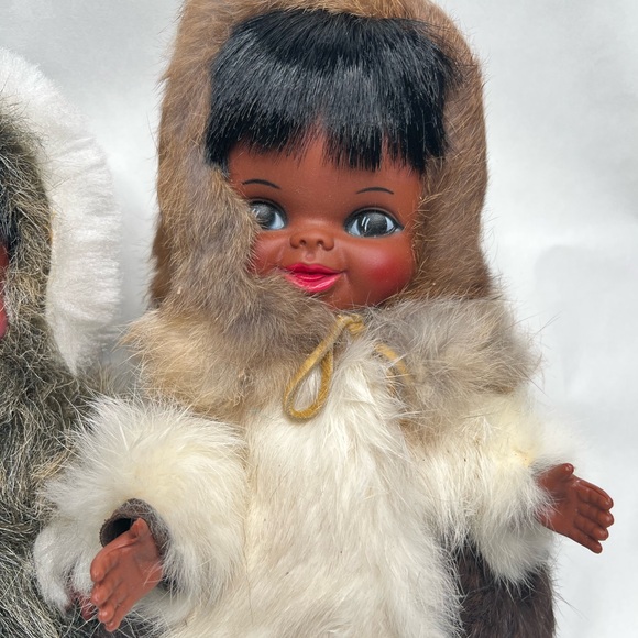 Vintage indigenous  Alaskan Doll Couple with Fur & Leather outfits Set Of 2 11” - Picture 2 of 6